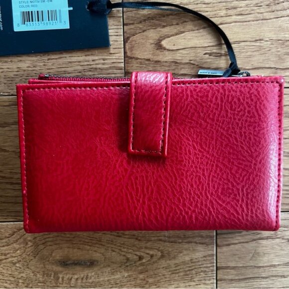 Matt and Nat NWT small Motiv wallet Red Dwell - Picture 2 of 7
